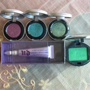 Urban Decay Eyeshadow and Primer Bundle